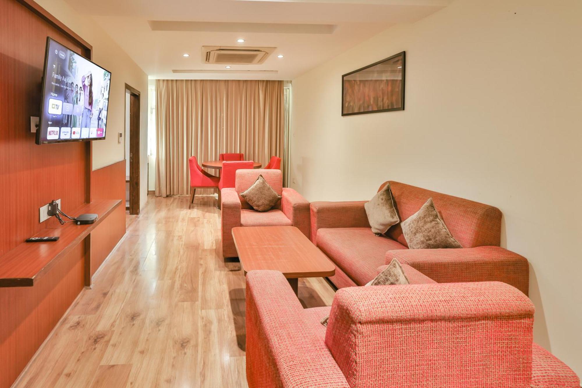 Hotel Cama Mohali Esterno foto
