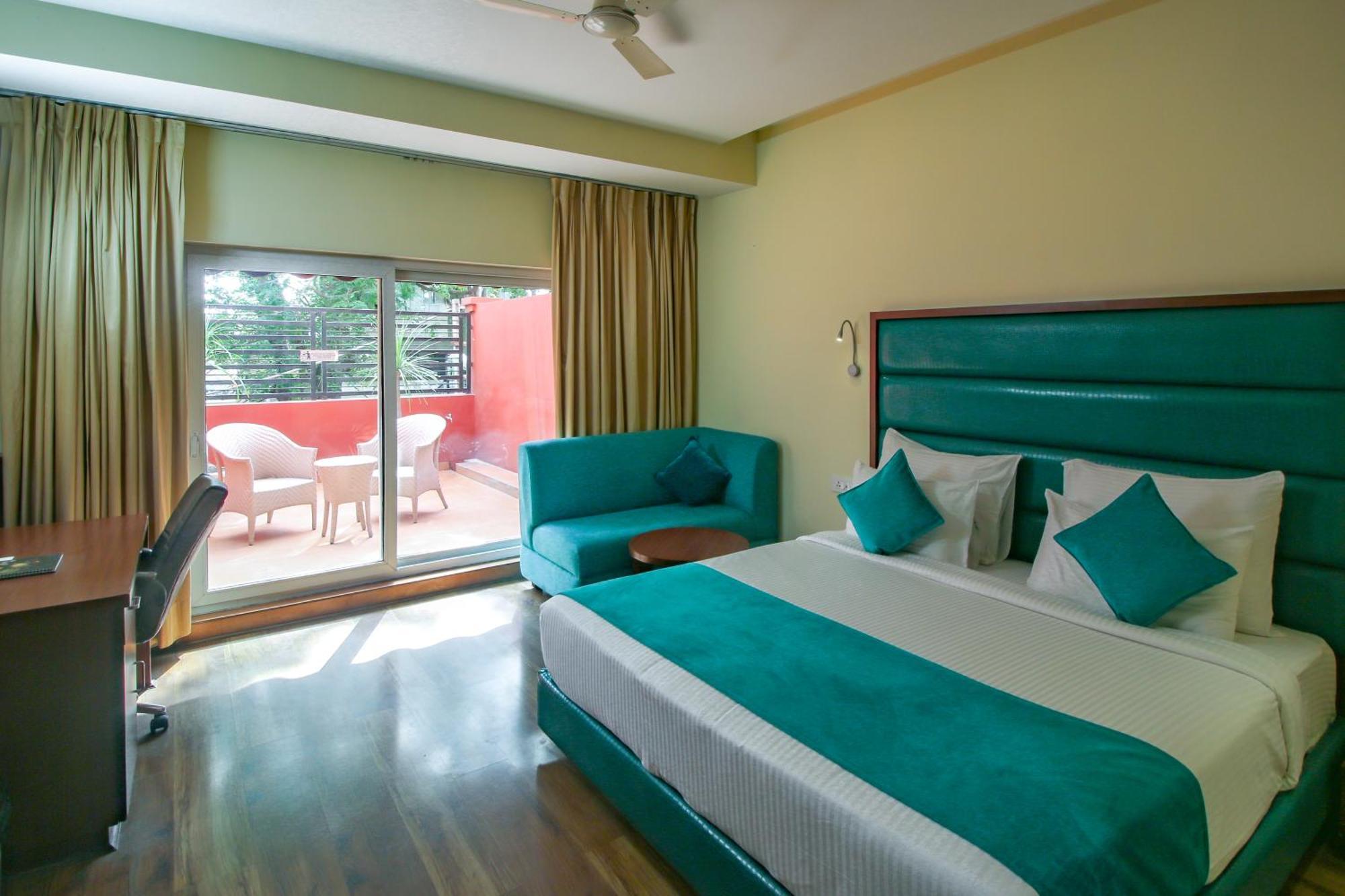 Hotel Cama Mohali Esterno foto